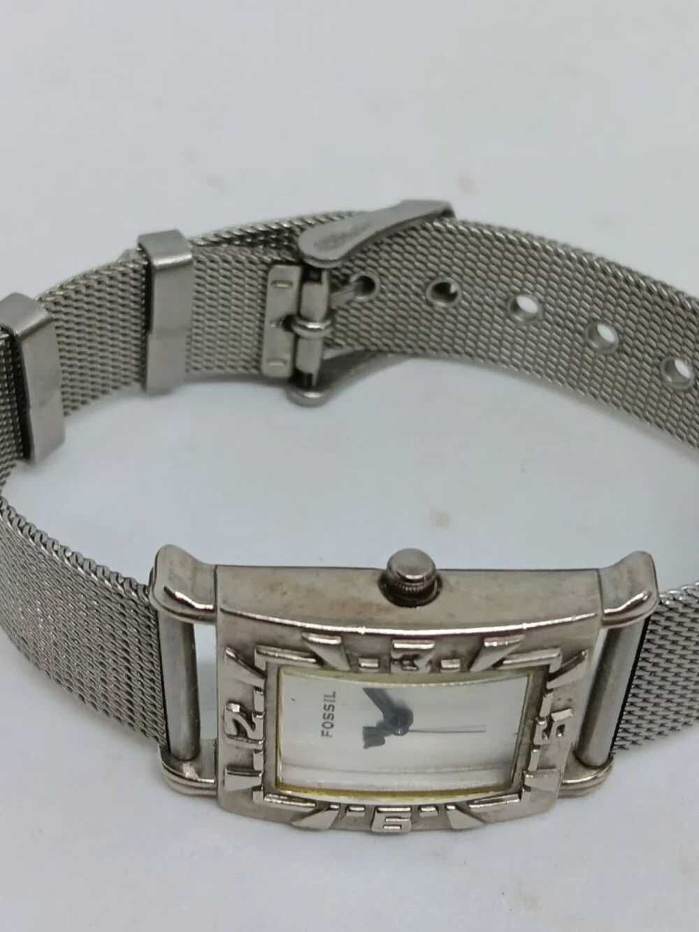 VINTAGE 2000s Fossil f2 EC-8799 Women's 24mm x 36mm Silver Tone Mesh Band Watch